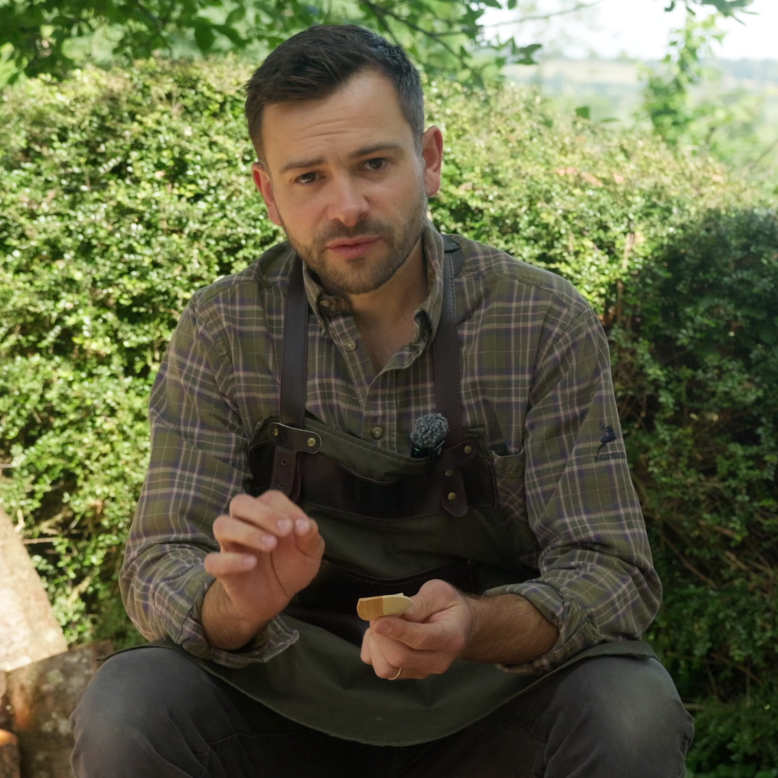 Spooncarving: From Log to Spoon (Paperback) + HD 4K Video Masterclass