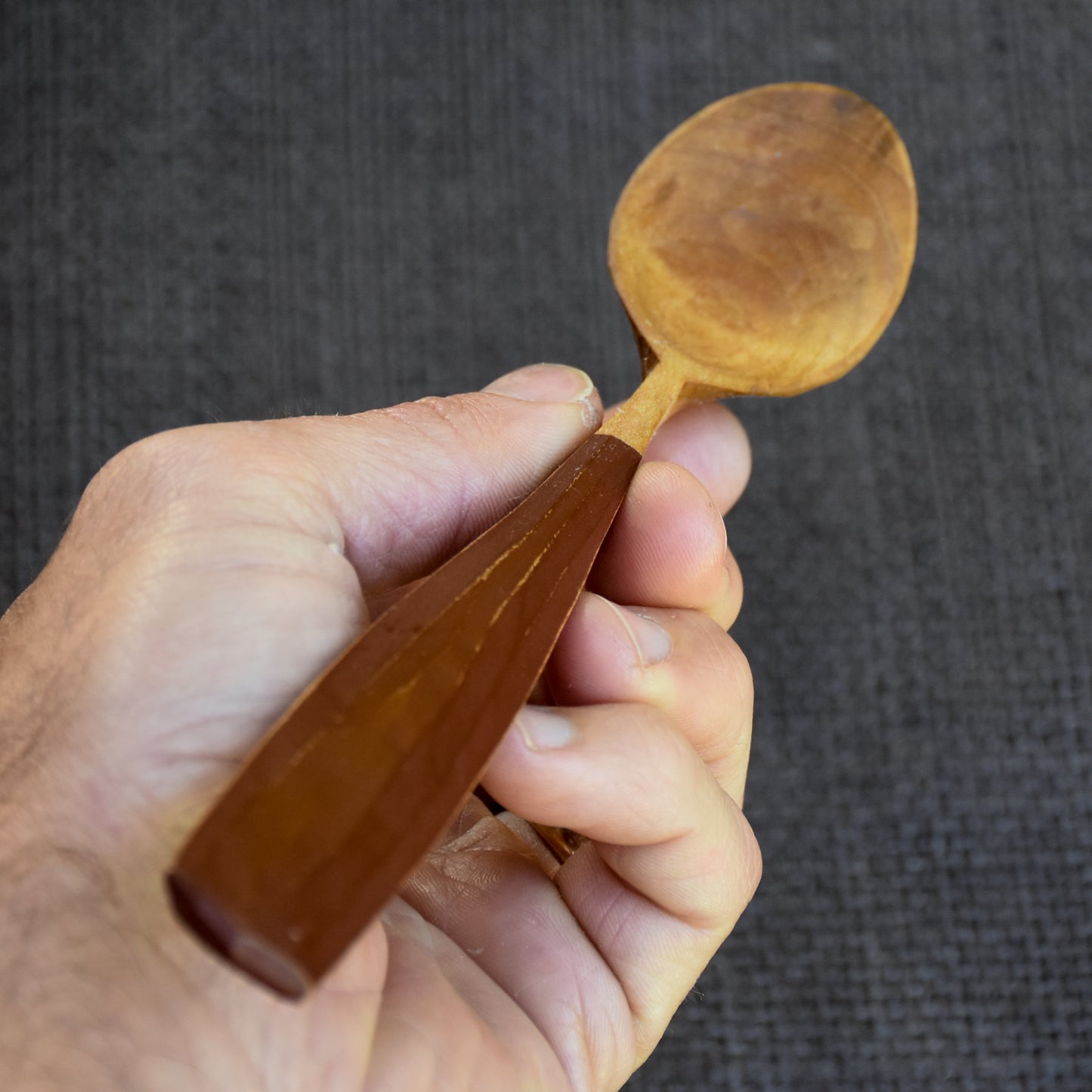 Kids Spoon ~ Barn red