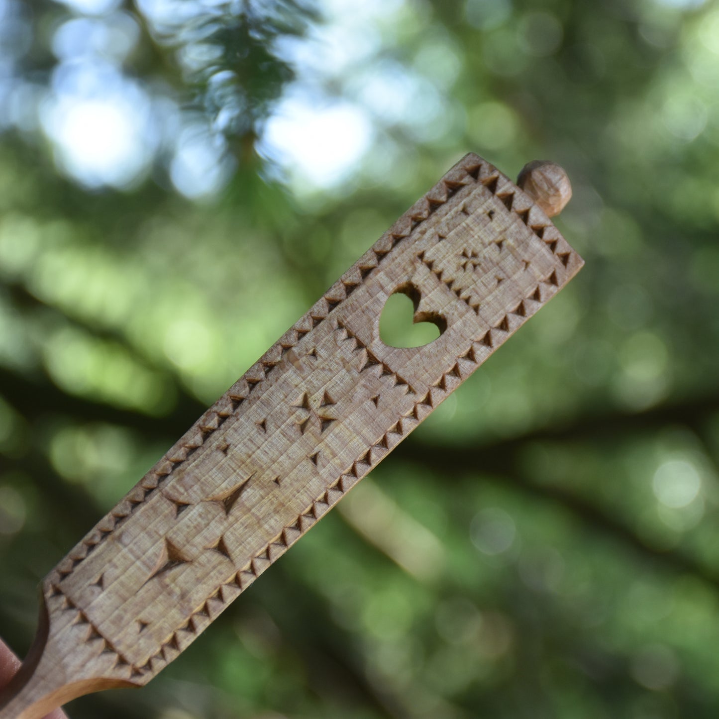 Pair of Love Spoons ~ Folk Art Pattern