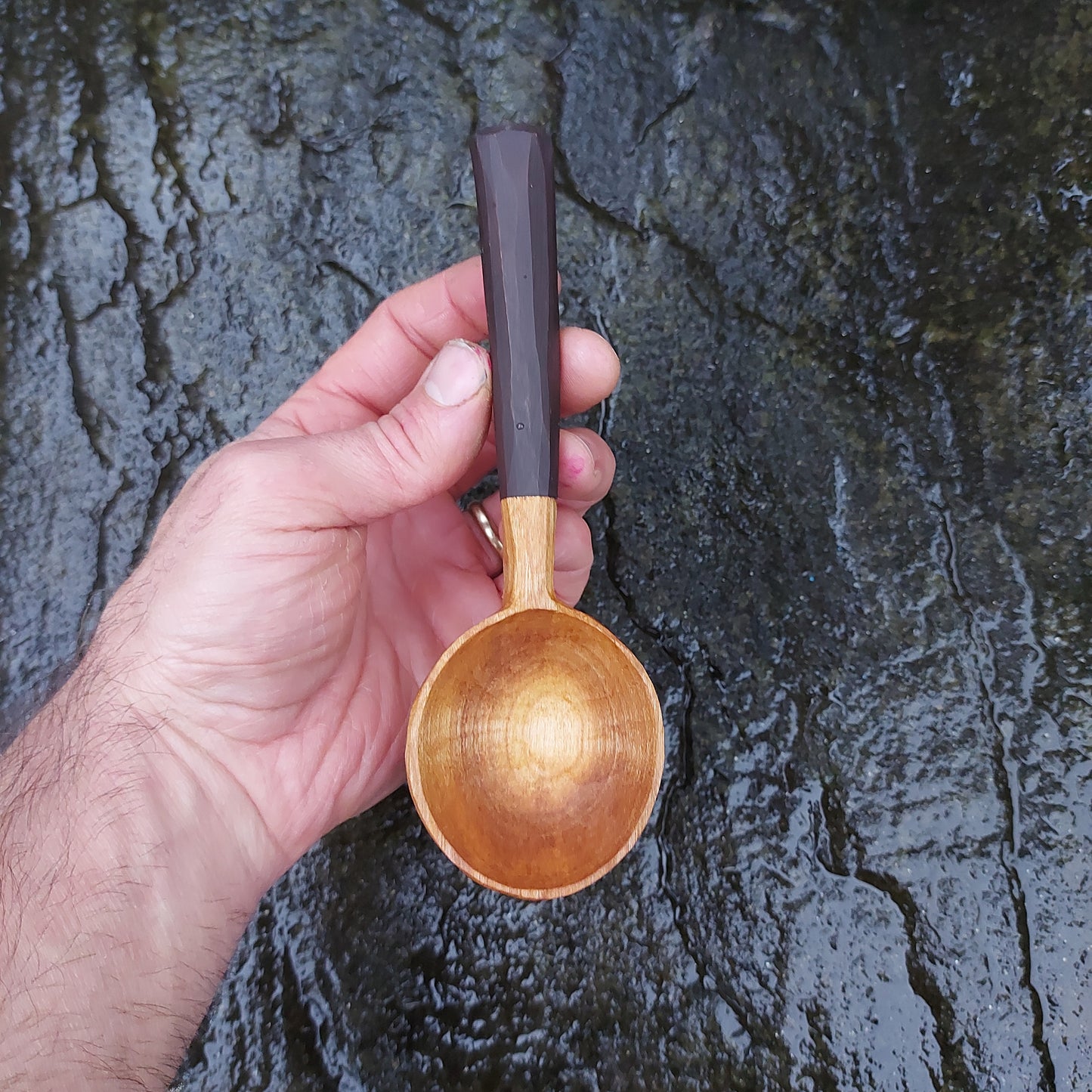 Cherry Coffee Scoop - Chocolate Brown