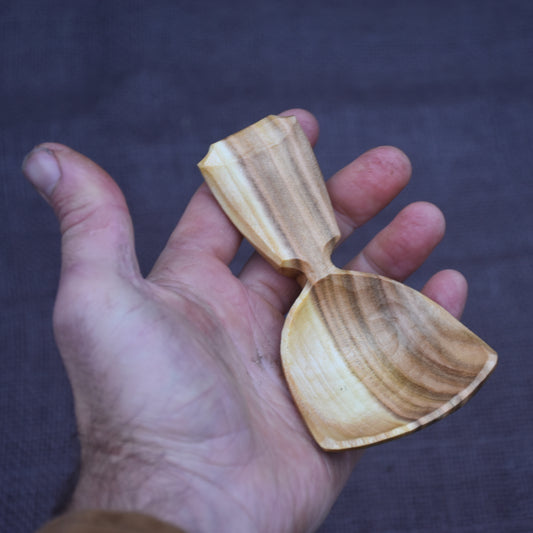 Wide Cherry Scoop ~ II