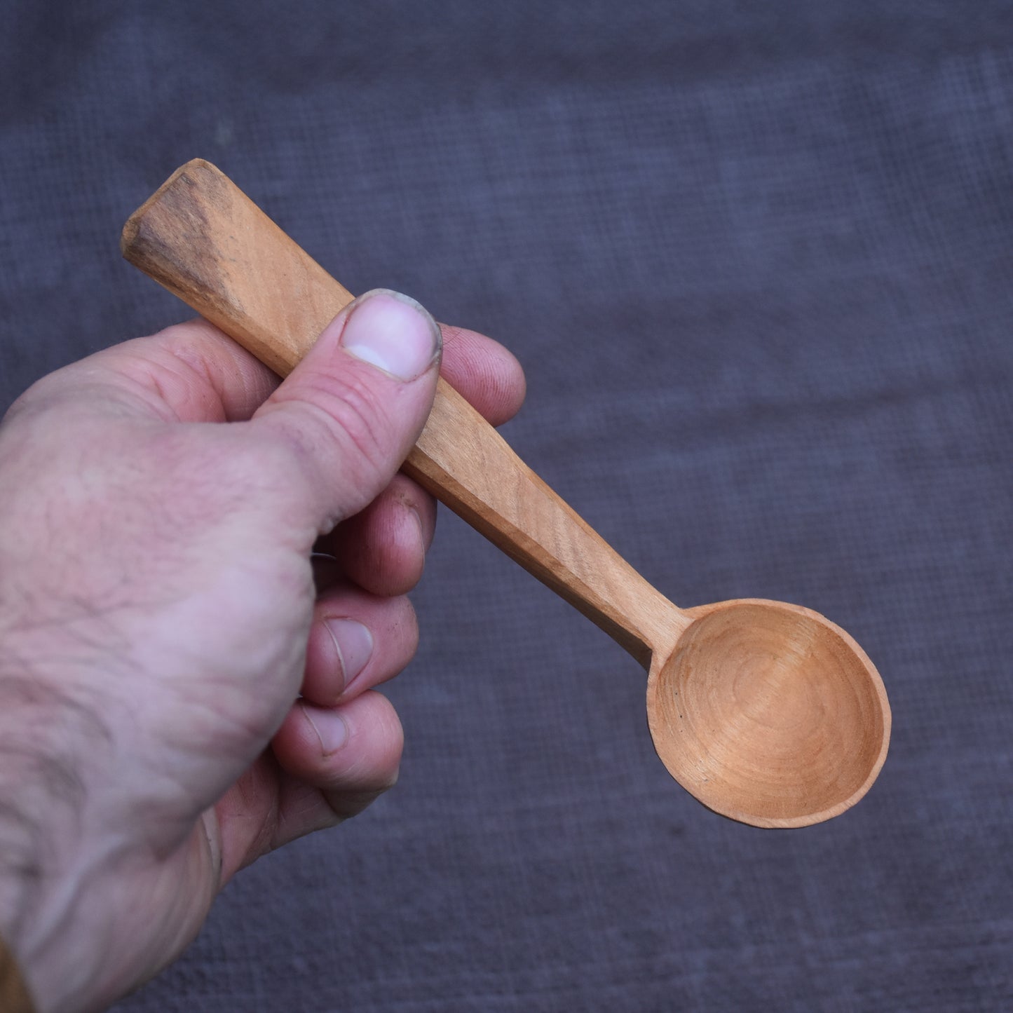 Lil' Mulberry Scoop