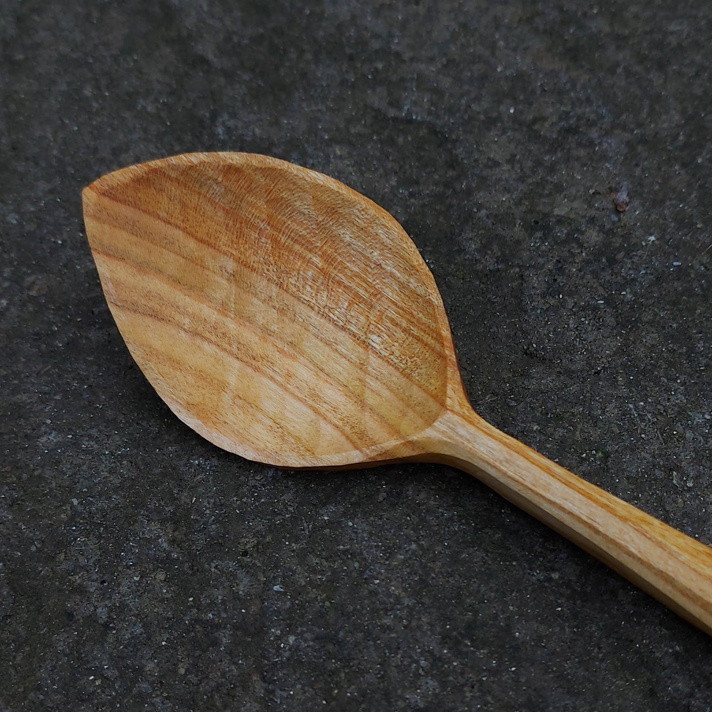 Simple Cherry Leaf Spoon